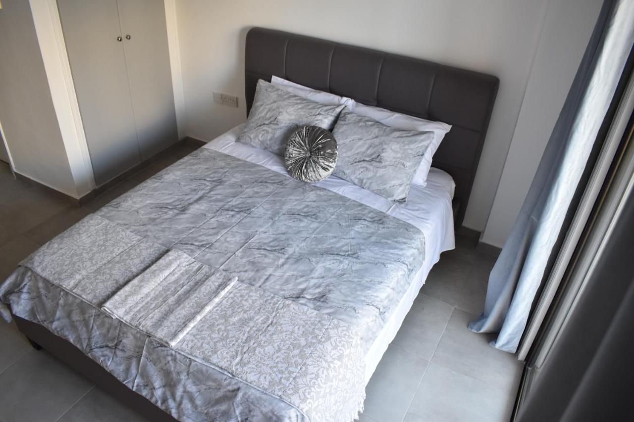 Marias Apartment - In City Centre,Near Beach Larnaca Ngoại thất bức ảnh